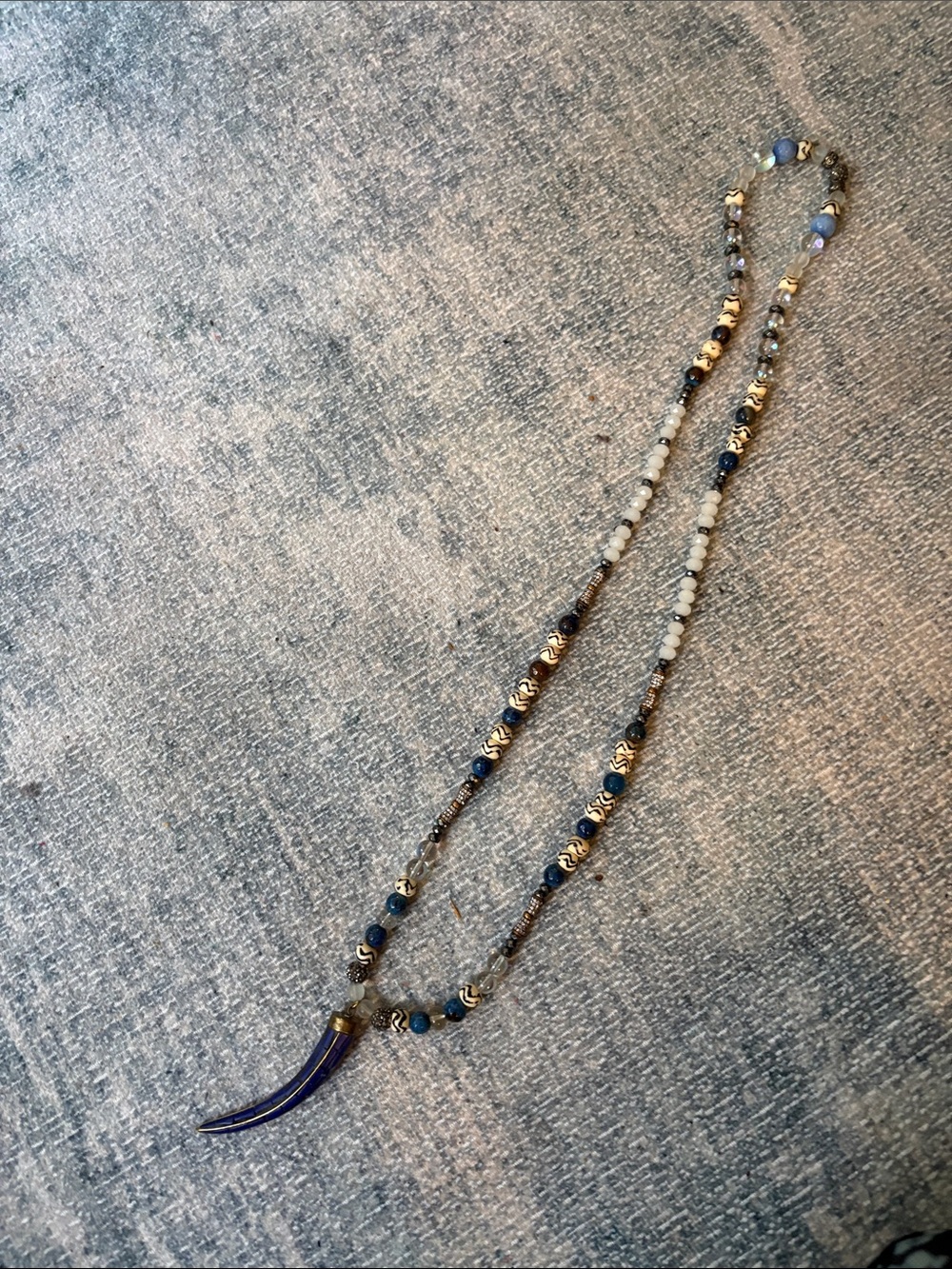 Blue Beaded Pendant Necklace - Unbranded